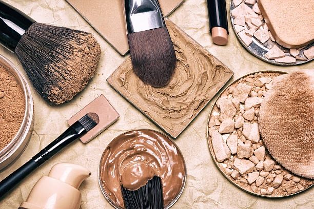 Cómo Elegir la Base de Maquillaje Perfecta: Consejos y Trucos